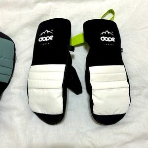 Dope ace snow mitten size XS
